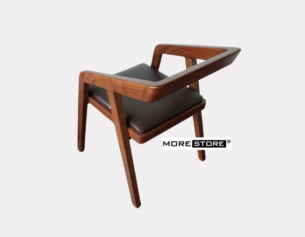 Ảnh của WODDEN DINING CHAIR/ GHẾ ĂN GỖ TỰ NHIÊN BỌC DA